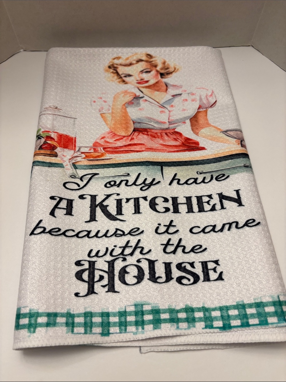 Vintage Style White Kitchen Towel with Retro Housewife Print